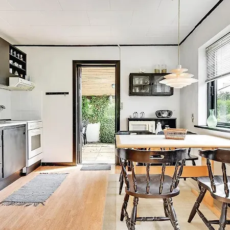 Vakantiehuis Two-bedroom In Sydals Skovbyballe