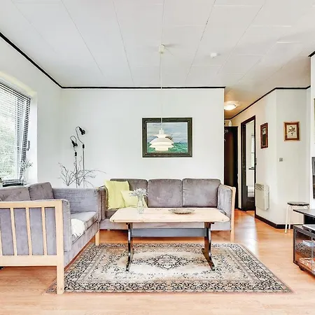 Two-bedroom In Sydals Vakantiehuis